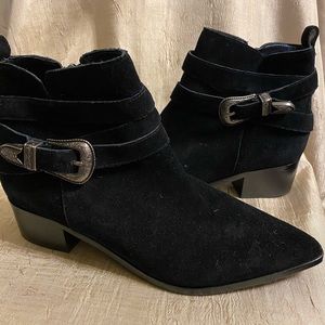 Marc Fisher Yandi booties